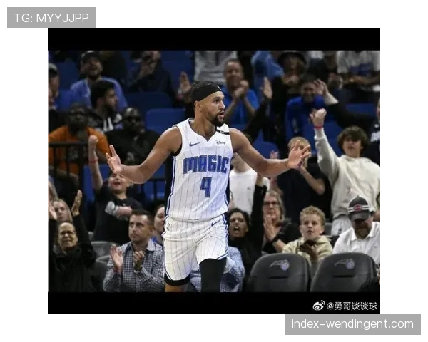 魔术萨格斯后背酸痛被列为出战成疑,防守强度或下降 魔术萨格斯后背酸痛被列为出战成疑,防守强度或下降